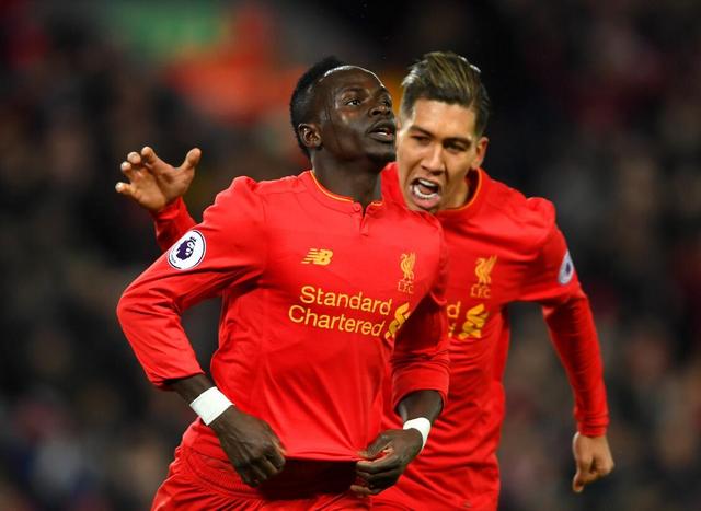 线上的巨大 线上的巨大